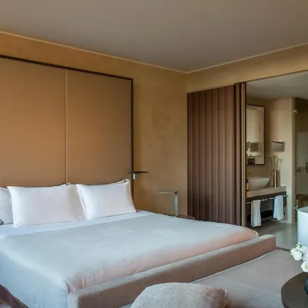 Szálloda Me By Melia Il Duca 5*